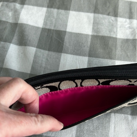 Coach Wallet - Picture 4 of 5